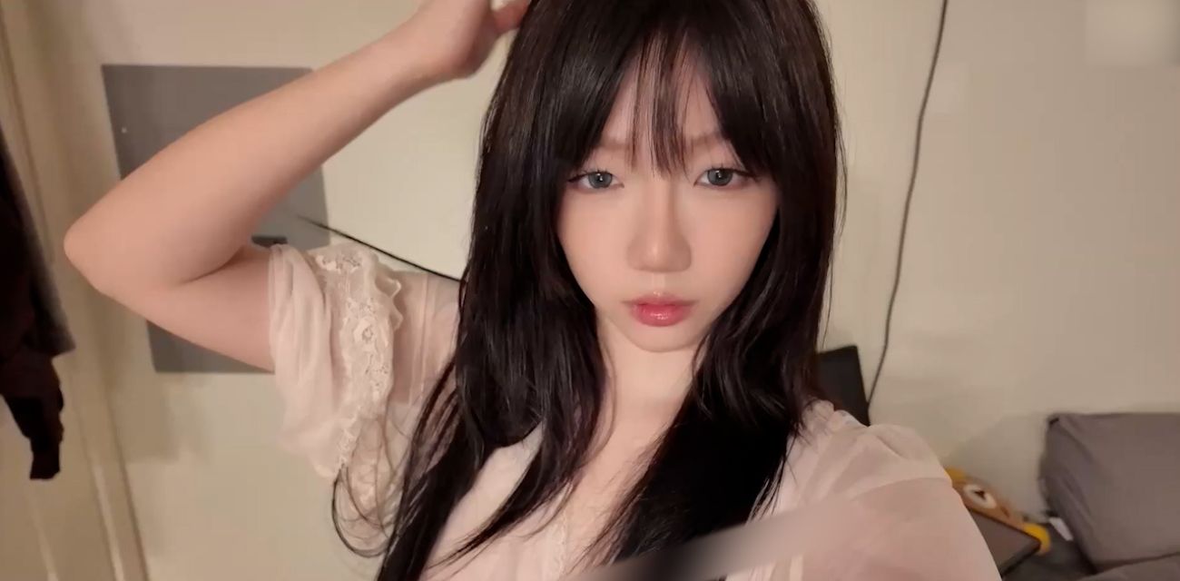 每日大赛之极品白虎嫩妹自慰性爱合集  床上疯狂缠绵骑乘 白虎穴榨干每一滴浓精！