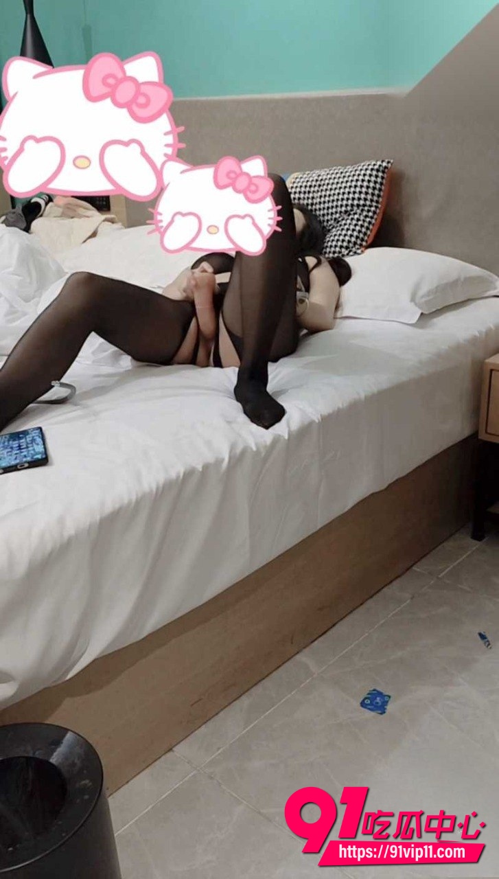 海角大神淫荡母后新作 在小侄子面前操黑丝妈妈 把骚妈妈操到高潮连连  最新母子乱伦资源完整曝光！